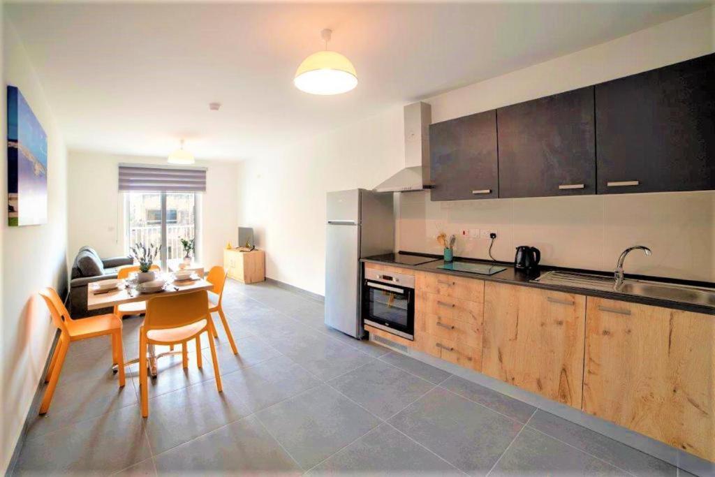 Isky Apartments Gzira Екстериор снимка