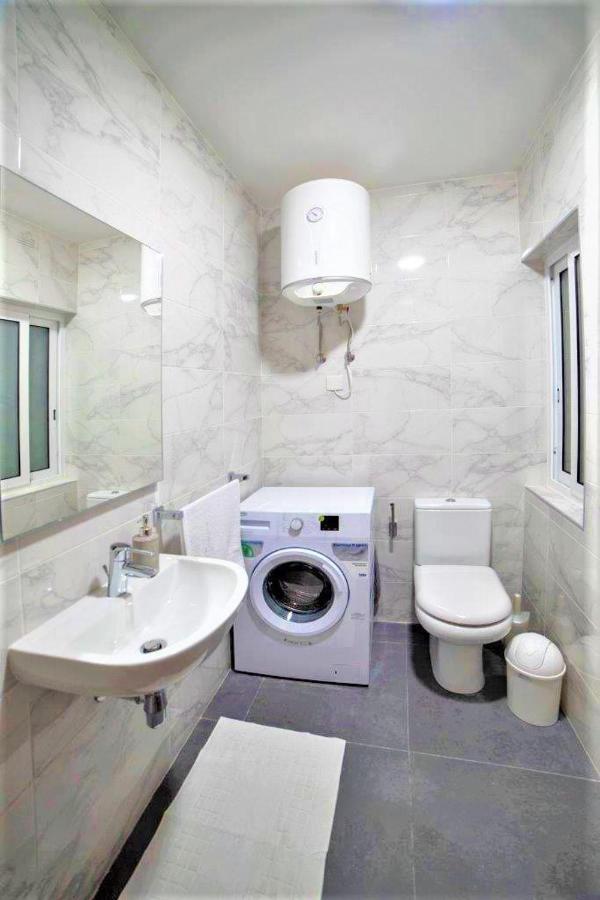 Isky Apartments Gzira Екстериор снимка