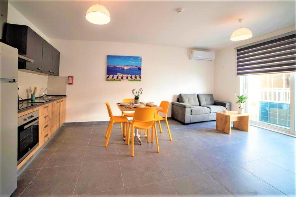Isky Apartments Gzira Екстериор снимка