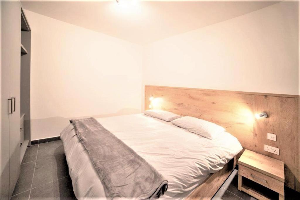 Isky Apartments Gzira Екстериор снимка