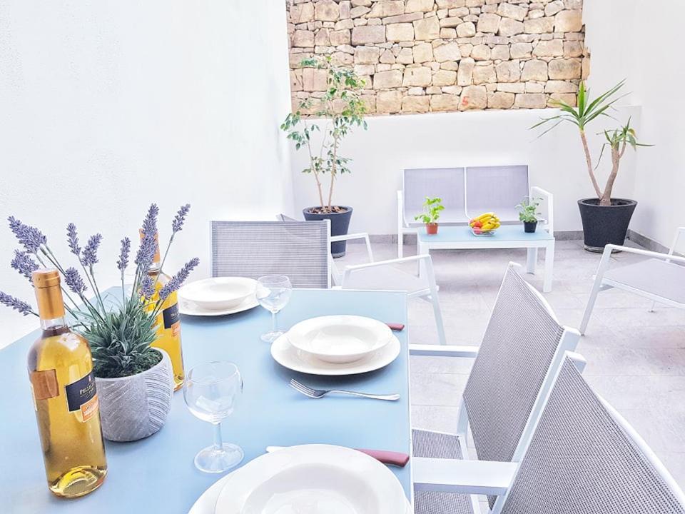 Isky Apartments Gzira Екстериор снимка
